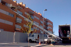 Elevador por fachada en Villaviciosa de Odón